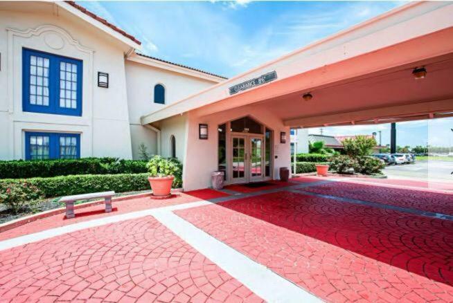 טקסס סיטי Scottish Inns & Suites מראה חיצוני תמונה